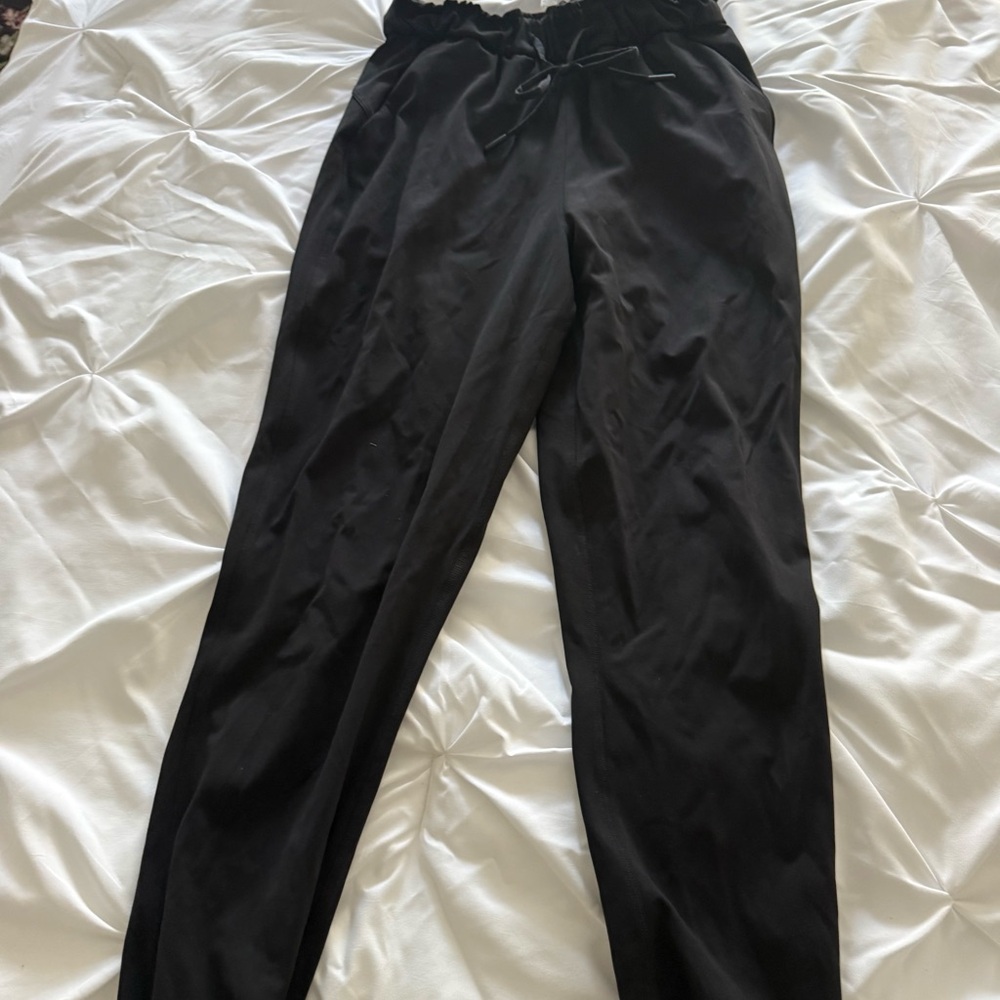 Lululemon joggers